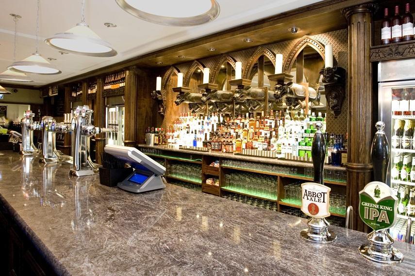 The Royal Hop Pole Wetherspoon Tewkesbury Exterior foto